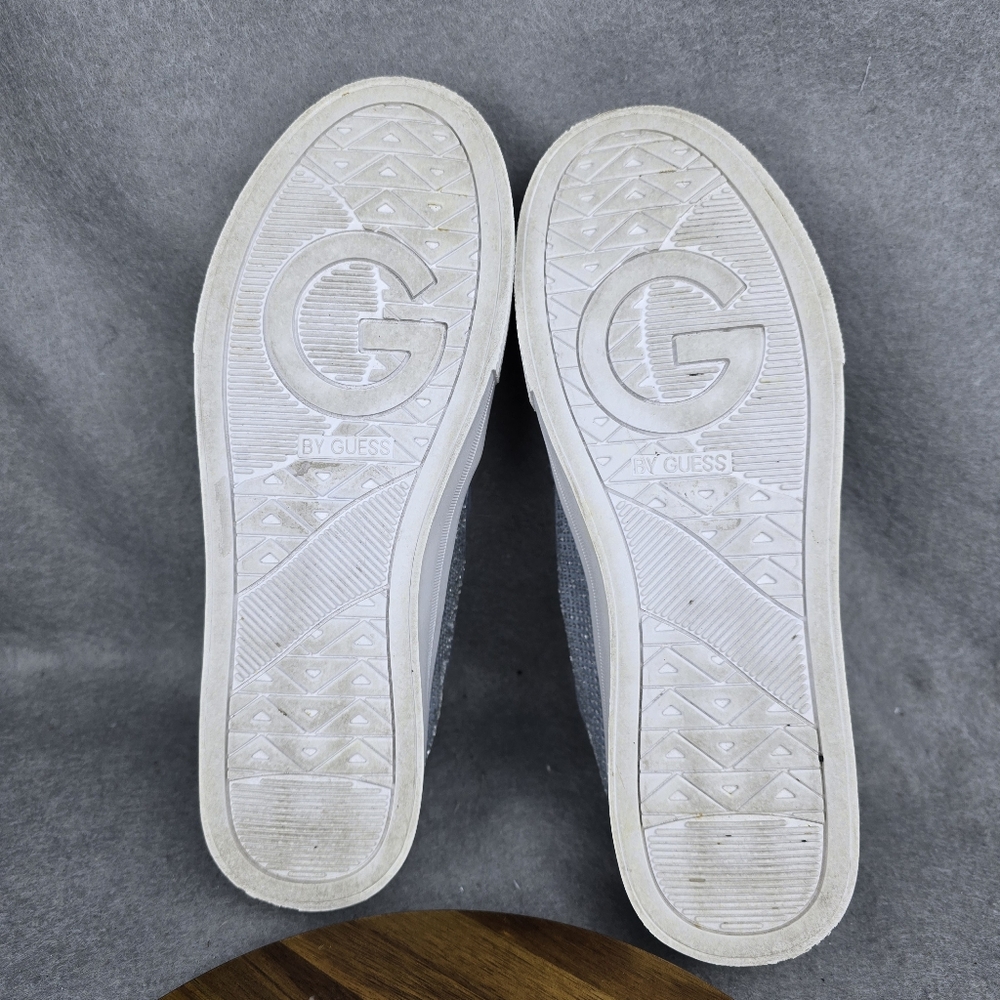 Guess cherita women slip on Size 8.5 - Picture 8 of 9